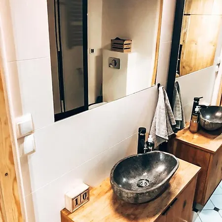 Biodomek Apartment *